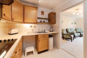 KITCHEN- click for photo gallery
